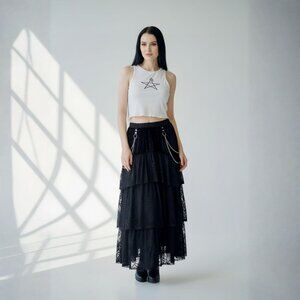 SHEIN ✦ White Ribbed Star Embroidered Crop Tank ✦ Minimalist Casual Streetwear